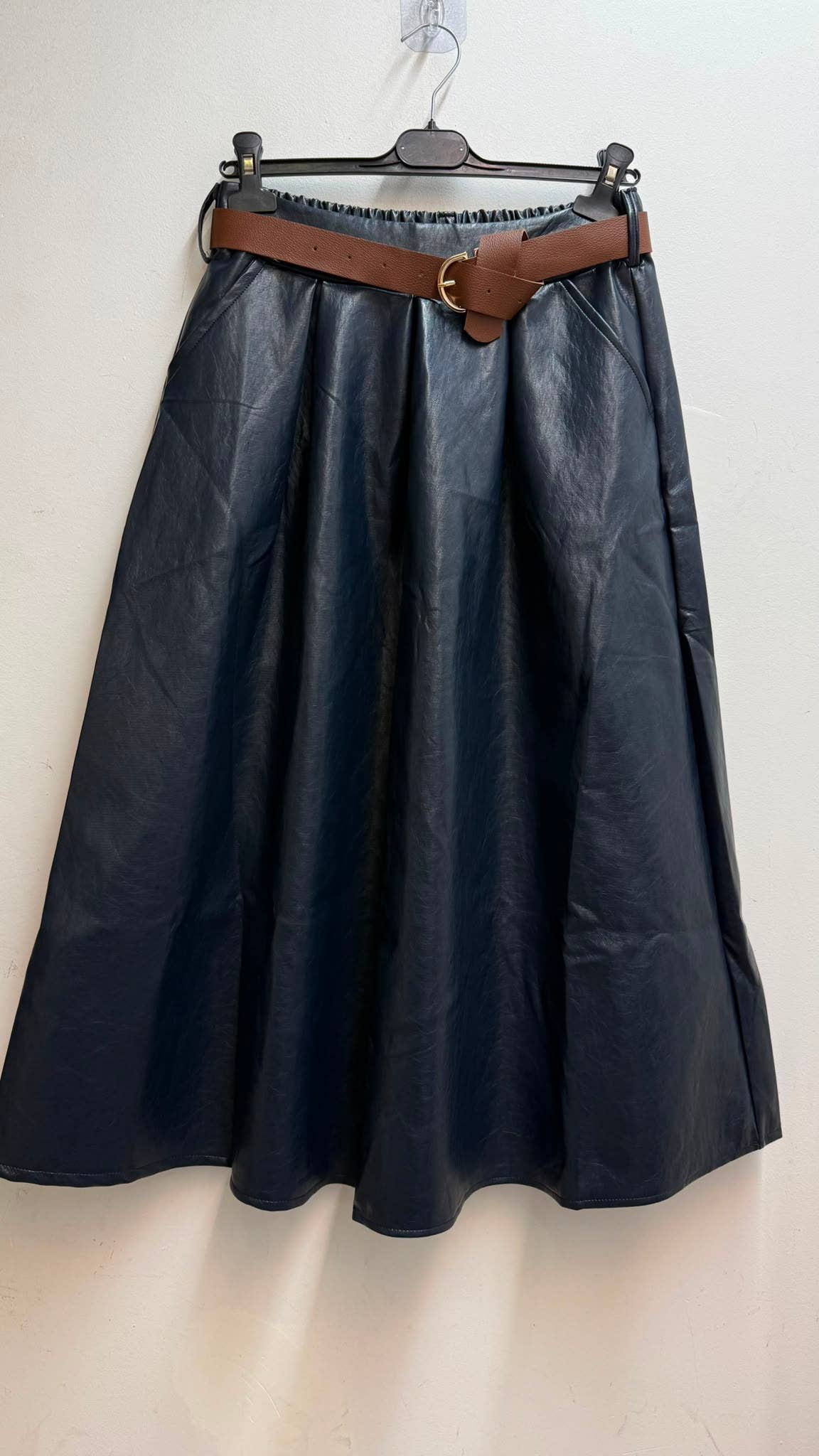 20276 Flared pleated leather-effect midi skirt